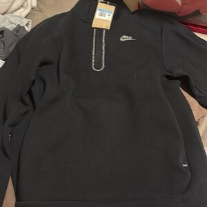 COPY - Nike half zip men size medium
